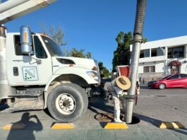 OOMSAPAS La Paz realiza jornada de limpieza profunda en el Malecón