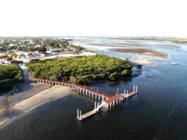 Entregan reconstrucción del muelle turístico de Puerto San Carlos; inversión supera los 20 millones de pesos