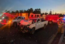 Choque vehicular bloquea el paso de Cabo San Lucas- San José del Cabo