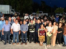 Entregan ambulancia y pipa de agua en comunidad rural de Los Cabos