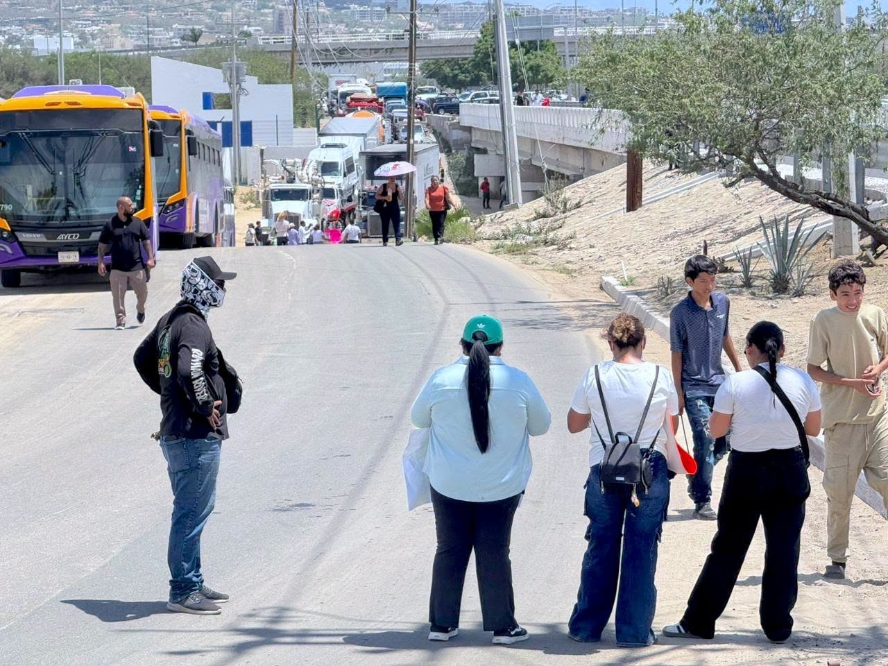 Propone diputado del PT aplicar la ley contra bloqueos carreteros en Los Cabos